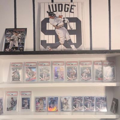 19 year old sports collector huge Yankees fan
I have cards listed below bunch of stuff listed on eBay good prices
pc Aaron judge