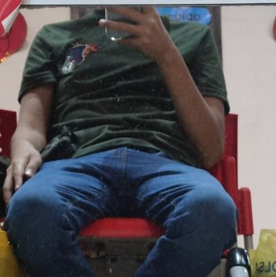 Soy un chavo tranquilo sumiso y aguantador, me encanta coger con vergones y me gusta el fisting 🫠🫣