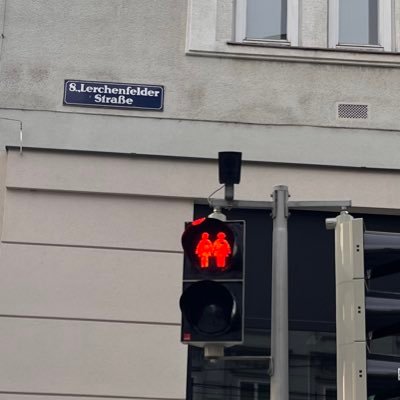 whosilgbabz's profile picture. ``` mais ma meilleure ennemie, c’est toi