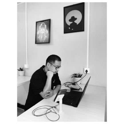 nepunilokhoinst's profile picture. Views are my own.