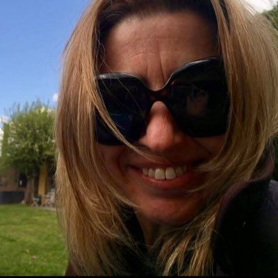 19apaula's profile picture. vendo vajilla de porcelana pintada a mano. consultas por aqui…