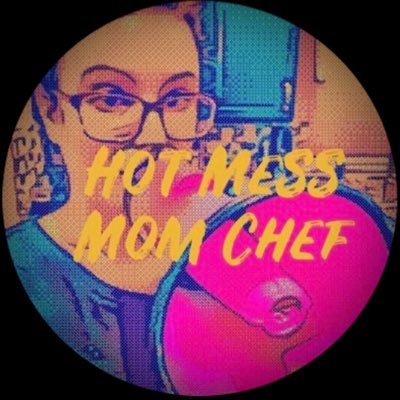 • Cooking is my passion • Married • Mom • 🍃 is a friend • TikTok: HotMessMomChef • 🌶️ https://t.co/H5m4aYWzcg.chef