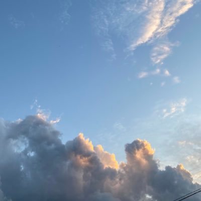 davee_side's profile picture. 