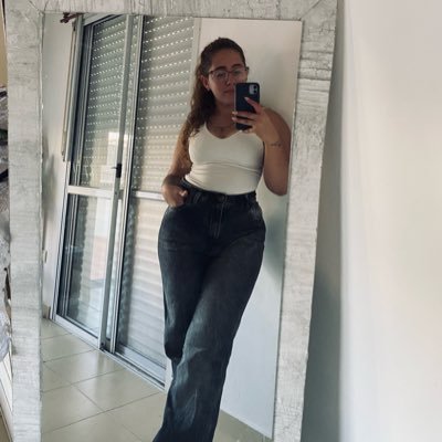 Juuliiietta01's profile picture. 💙💛💙