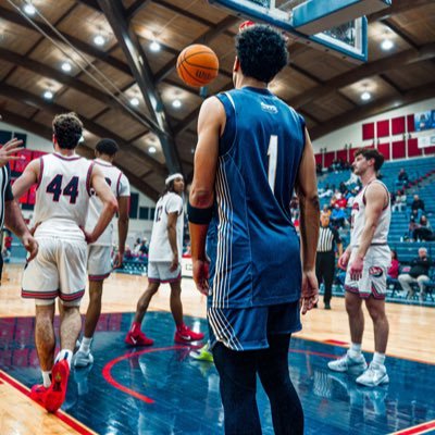 Elwyne10's profile picture. 