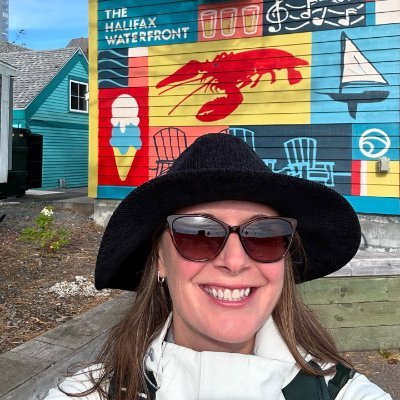 I'm a seasoned copywriter with a proven track record of creating engaging and and effective content for a wide variety of audiences, channels, and purposes.