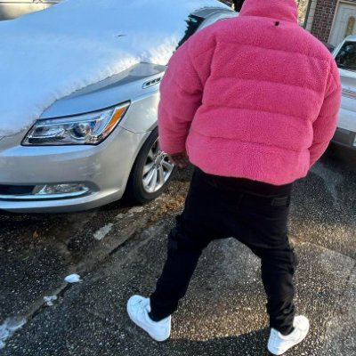 Moneyman45001's profile picture. 