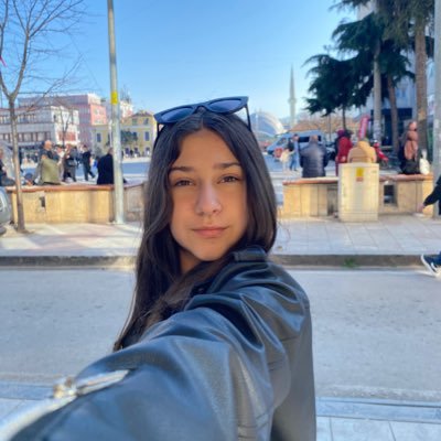 haticeaydogdu55's profile picture. 