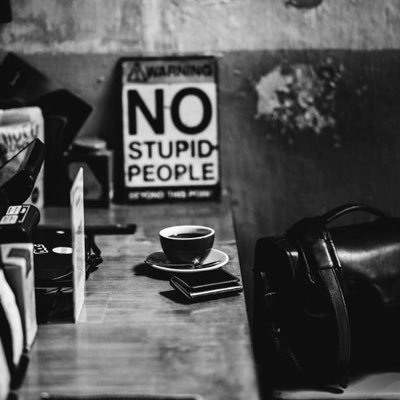 Life is short, make it sweet.. Érotisme, art, photographie et du kinky. Rien d’offensant, juste de belles choses…🔞