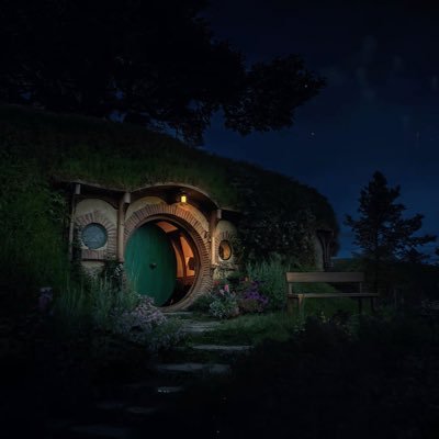 Darcien85's profile picture. 
