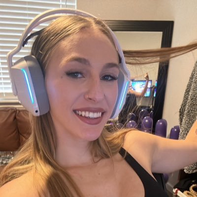 jamiegilkey's profile picture. This is Just Me.... under construction. If you get lost come dance with me. We can figure it out together. ;) 🇺🇸 🏝️Lover, ☕️ Lover, Tattooed ❤️