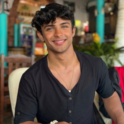 Calvin_moris's profile picture. 24/🇮🇳 -🇬🇧 instagram : @calvin_moris