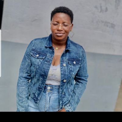 SOmolara19482's profile picture. 