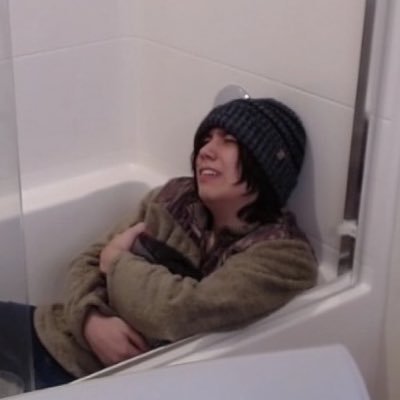 tophlaugh's profile picture. carnal no diga mmds💔 MV1 & go birds dhhh 🦅