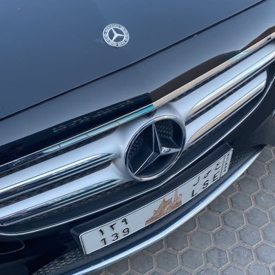 iiilll9ii's profile picture. { قلبٍ مُندفع و عقلٍ حذر }