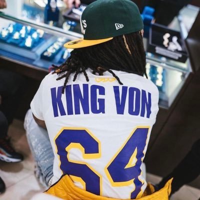 sna9y's profile picture. marketing 🎓