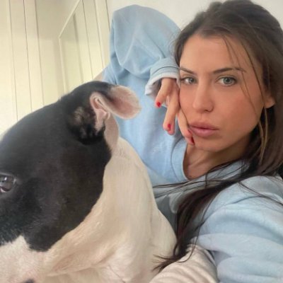 Dog mom 🐕‍🦺 | Small business owner 💼 | Hiking and camping enthusiast ⛰🧭 | Amateur tennis pro 🎾 | No bots. No crypto🙅‍♀️