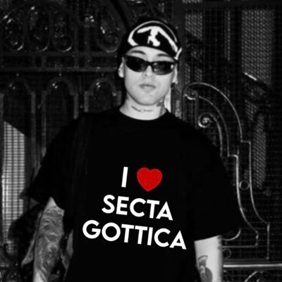 sectagottica's profile picture. 