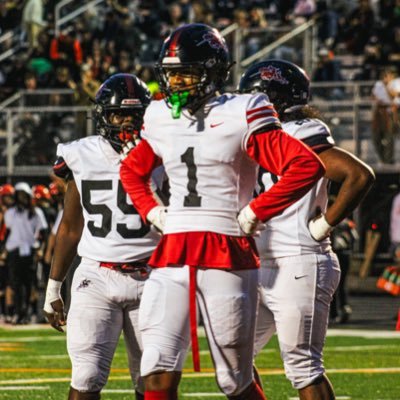 Harvey High School : C/o25’ | 6’5 | 235 | Edge Rusher| Gmail: mannytoure10@gmail.com HC: @MickMohner