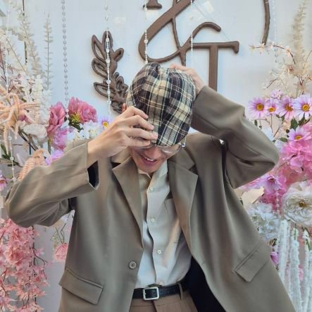 Bankmahat's profile picture. ADD+