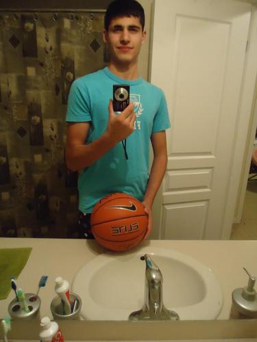 13Samad's profile picture. 