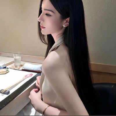 battle_ren42936's profile picture. 99年阿姨，找真实炮友有无 下头男gun