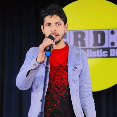 ना कभी हमारे बुजुर्ग झुके थे ना हम झुके है, ना हम कभी झुकेंगे। ना हमारी नस्लें झुकेगी। अन्याय के खिलाफ हमेशा आवाज उठाएंगे।
💯 Follow 🔙