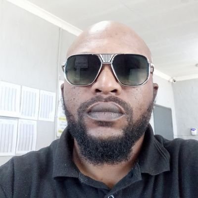 juniorkavumbi's profile picture. 