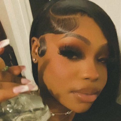 Nunuthadoll's profile picture. Compared To None 💕✨