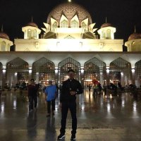 Wan Ahmad Ikram (@b1ackrhinoceros) 's Twitter Profile