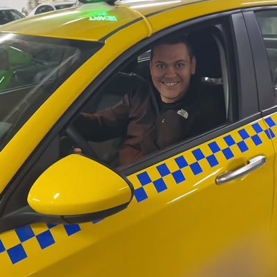 bl00dydd's profile picture. writer, illustrator, fucker and shooter