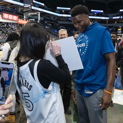 airant45's profile picture. ずっとJordanが大好き🐐❤️いまはant大好き🐜🩵 @theantedwards_ 以前はMJとCHI本命でしたが今はゆるりとMIN中心に応援中、CHI￤streetbasketball🏀3X3￤NFL￤and more…井上先生が大好き￤普通の主婦です。#BelieveThat #wolvesback