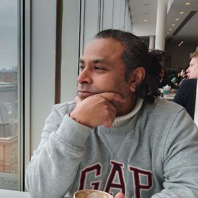 Fresh Voices - Feature Screenplay - Sci-Fi Winner/ Filmmaker/ VFX Artist/ London Film School Alumnus @lfsorguk https://t.co/dAn3QCZoTu