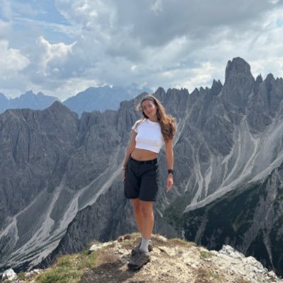 mireiamarrugat's profile picture. Biologist🌷Currently studying a Master’s in Ecology and Biodiversity (UAB) 🌿 She / her