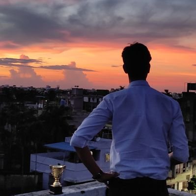 SarveshKum10258's profile picture. Software Engineer 🧑‍💻