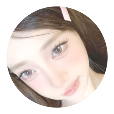 rosuete's profile picture. ꒰ 🕊️꒱ /  She dances across the sky at twilight, painting the heavens with hues of pink and gold.

part of @acmired ! ៸៸ ᥫ᭡ 𓂅