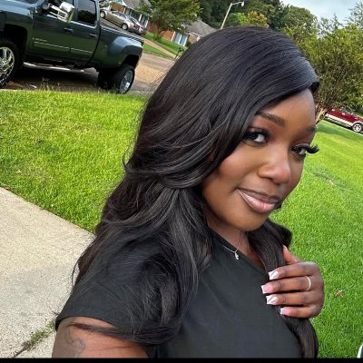I'm new yall. Follow back 🥰
2 year college student 📚