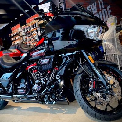 RodeoGlide's profile picture. HARLEY DAVIDSON CVO ロードグライドST 乗り🐎