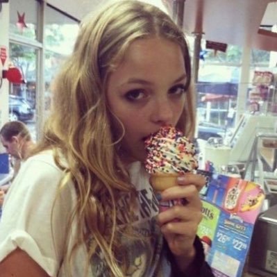 vanilleblonde's profile picture. 