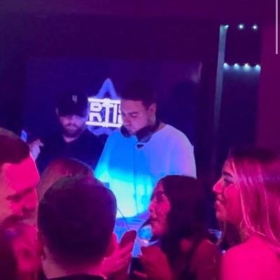 Y06_187's profile picture. WHUFC & good music. #SBOUT