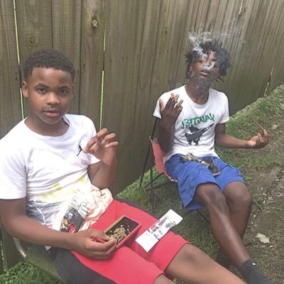 jhfffvgrs's profile picture. real drag artist