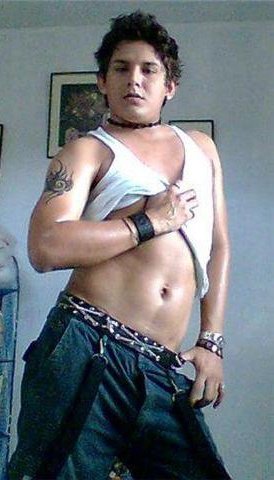 willyroylascura's profile picture. 