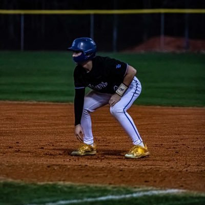 2027. SS/3B/2B/RHP. wGPA:5.2. Email:jwarthur4@icloud.com. #:(843) 624-4865