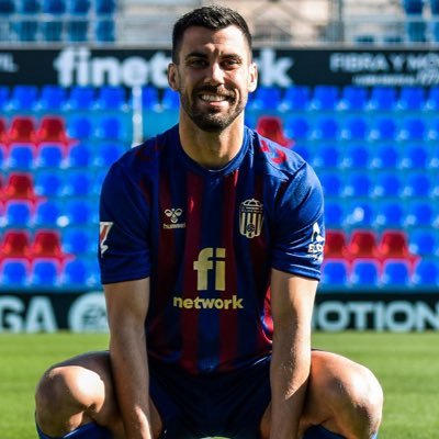 Jugador de fútbol profesional @cd_eldense ⚽ | Internacional con la Selección Española 🇪🇸
