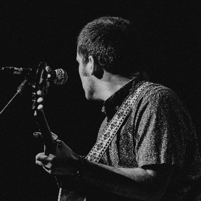 thesunharmonic's profile picture. Not a fan of Twitter or Elon. Find me on Instagram, streaming services or singing on stage for my very best.