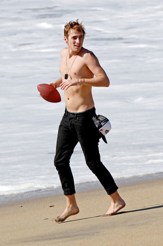 BTR are like Angels sent from Above :) Especially Kendall♥ True #Rusher and i have direction Infection :) Peaceee!