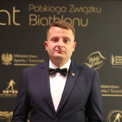@sportsinwinter @PZBiath
Serce z lodu, chłodny rozum, zimna krew, mroźna aura - maniak
zimy.
Radio Plus
