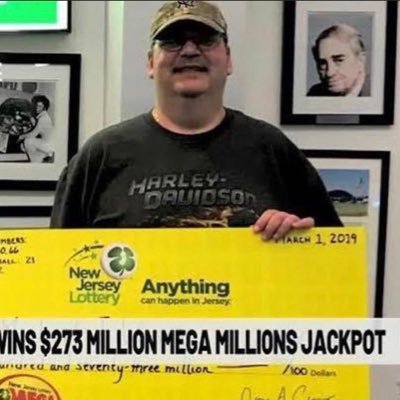Michael J, Weirsky the jackpot winner Michael J Weirsky,jackpot winner of $273,000,000 giving away $50,000 to my first 2k followers be a winner today
