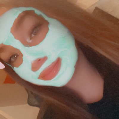 helena_300609's profile picture. 27 ❤️