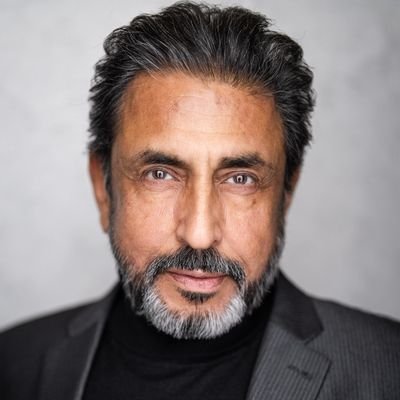 JavedKhan_actor's profile picture. Javed Khan, British actor.
Rohan in A MURDER AT THE END OF THE WORLD @disneyplus . Ubaid in VIRDEE @bbciplayer